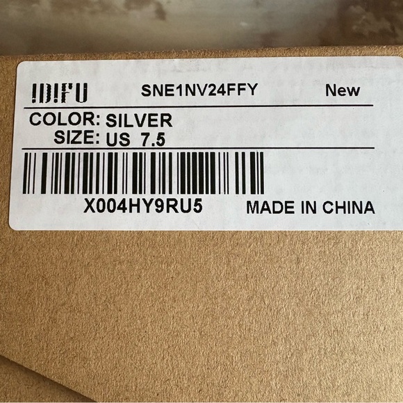 IDIFU Silver Slip-On Shoes - Picture 3 of 4